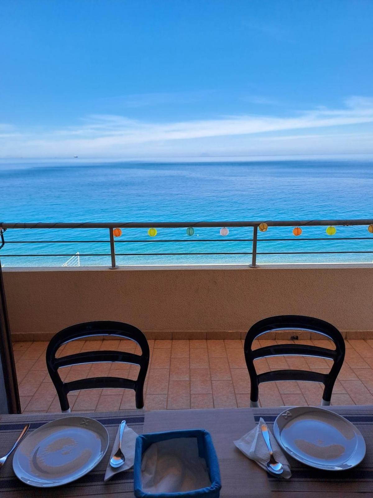 Sea House Bagnara Calabra Apartment Exterior photo